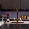 flöde korsa | Traditional Cruciform Style 3 in 1 Instant Boiling Tap | White Ceramic Levers | Brushed Copper Finish