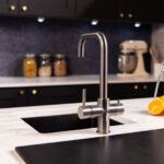 flöde Vier | 4 in 1 Instant Boiling & Filtered Cold Water Tap | Gun Metal Finish