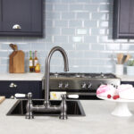 flöde klas | Traditional Bridge Style 3 in 1 Instant Boiling Tap | White Ceramic Levers | Gun Metal Finish