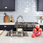 flöde klas | Traditional Bridge Style 3 in 1 Instant Boiling Tap | Black Ceramic Levers | Polished Chrome Finish