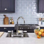 flöde klas | Traditional Bridge Style 3 in 1 Instant Boiling Tap | White Ceramic Levers | Polished Chrome Finish