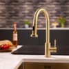 flöde Runda | Kitchen Sink Mixer with Pull out Spray | Brushed Brass | Round Head
