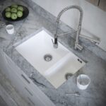 Vänern | 1.5 Bowl Comite Kitchen Sink | Inset or Undermounted | 670mm x 440mm x 200mm | Strainer Wastes Supplied | Matt White Finish