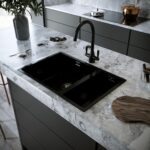 Vänern | 1.5 Bowl Comite Kitchen Sink | Inset or Undermounted | 670mm x 440mm | Strainer Wastes Supplied | Gloss Black Finish