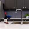 flöde Hjul  | Single Lever Industrial Style Kitchen Tap | Swan Neck Design | Chrome