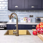 flöde Malaren | Single Lever Kitchen Sink Mixer Tap with Swivel Spout | Swan Neck Design | Antique Brass Finish