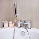 Boras | Bath Shower Mixer | Including Handset and Holder | Chrome
