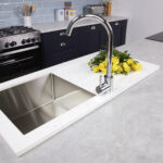 Flode Storsjon | Sink Surround Carrera Marble Shroud with 44 x 44 x 20cm Brushed Steel 1 Bowl Sink