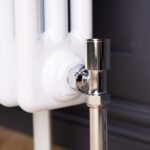 Angled Round Manual Radiator Valve Pack | 15mm x 1/2″ | Chrome